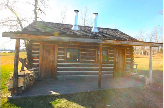 Flying U Ranch Hotel Seventy Mile House Exterior photo
